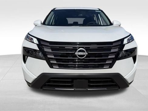 New 2026 Nissan Rogue SV FWD image 2