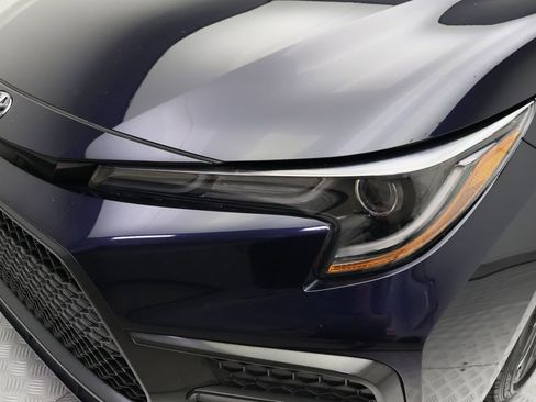 Certified 2020 Toyota Corolla SE FWD image 3