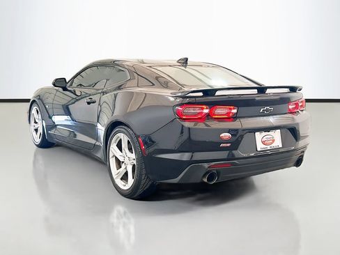 Used 2019 Chevrolet Camaro SS RWD image 6