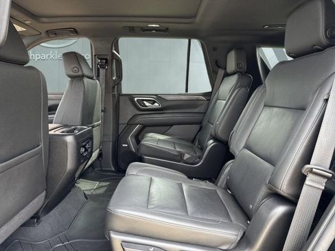 Used 2022 Chevrolet Tahoe LT w/ LT Signature Package image 24