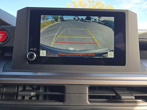 Certified 2025 Toyota 4Runner TRD Off-Road image 27