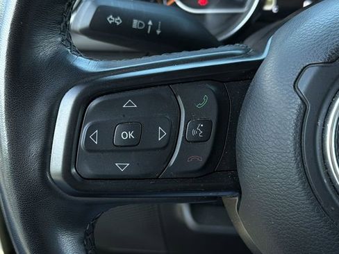 Used 2022 Jeep Wrangler Unlimited Sport image 28