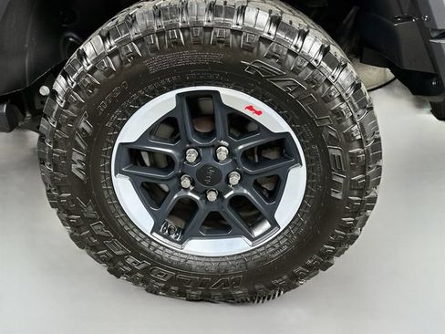 Used 2022 Jeep Wrangler Unlimited Rubicon w/ Steel Bumper Group AWD/4WD image 31