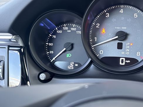 New 2026 Porsche Macan S image 16