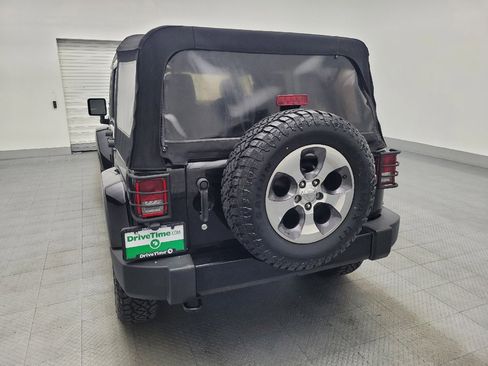 Used 2016 Jeep Wrangler Unlimited Sahara w/ Connectivity Group image 6