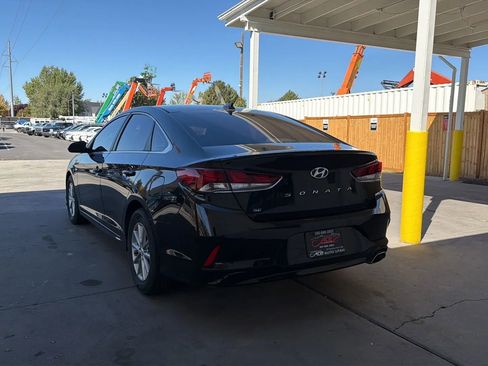 Used 2018 Hyundai Sonata SE image 3