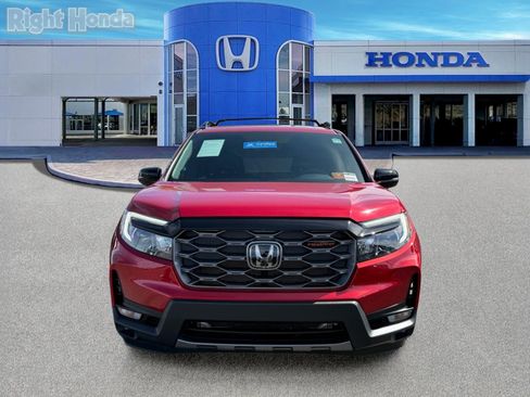 Used 2023 Honda Passport TrailSport image 5
