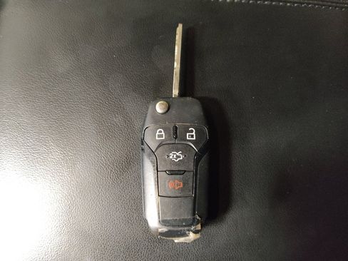 Used 2020 Ford Explorer 2WD image 32