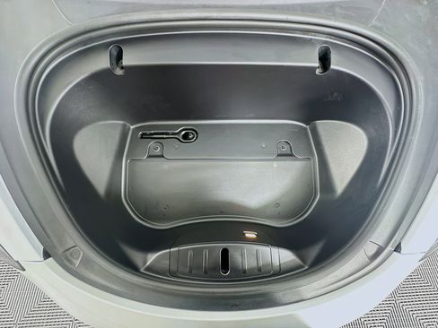 Used 2020 Tesla Model 3 Standard Range Plus image 31