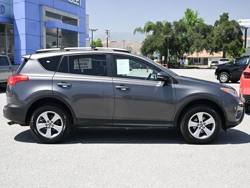 Used 2015 Toyota RAV4 XLE FWD image 3