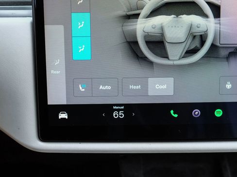 Used 2023 Tesla Model X Plaid image 36