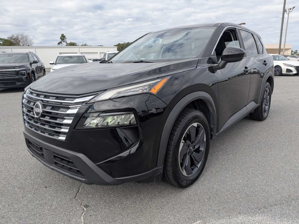 Used 2025 Nissan Rogue SV FWD image 8
