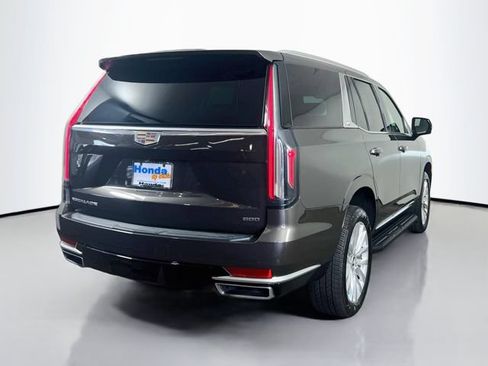Used 2021 Cadillac Escalade Luxury RWD image 8