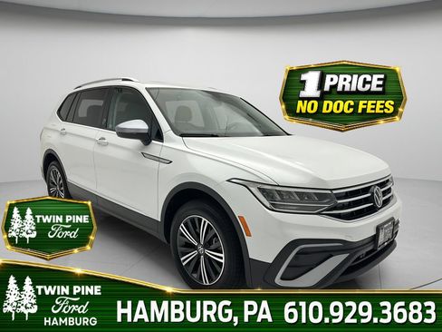 Used 2024 Volkswagen Tiguan Wolfsburg Edition AWD/4WD image 1