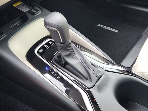 New 2026 Toyota Corolla XLE image 15