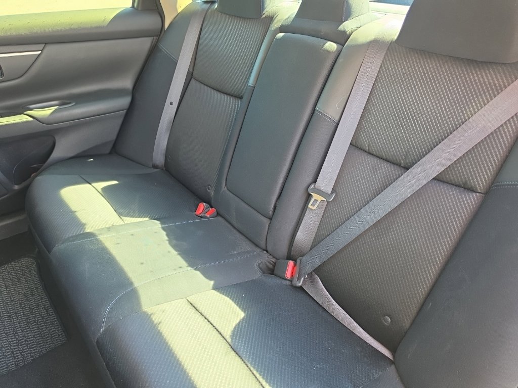 Used 2017 Nissan Altima 2.5 SR FWD image 11