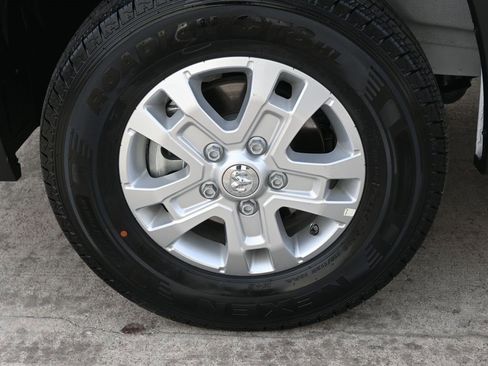 New 2025 RAM ProMaster 2500 w/ Quick Order Package 22G SLT image 4