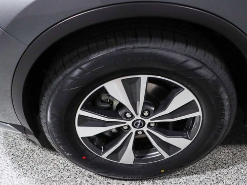 Used 2023 Nissan Murano SV FWD image 11