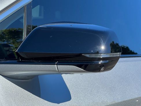 Used 2026 Cadillac Lyriq Luxury w/ LPO, Floor Liner Package RWD image 50