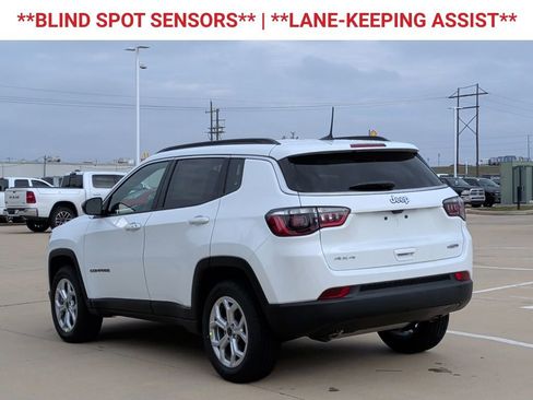New 2026 Jeep Compass Latitude image 6