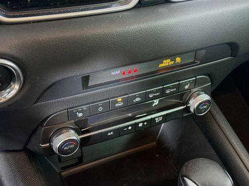 Used 2019 MAZDA CX-5 Touring image 23