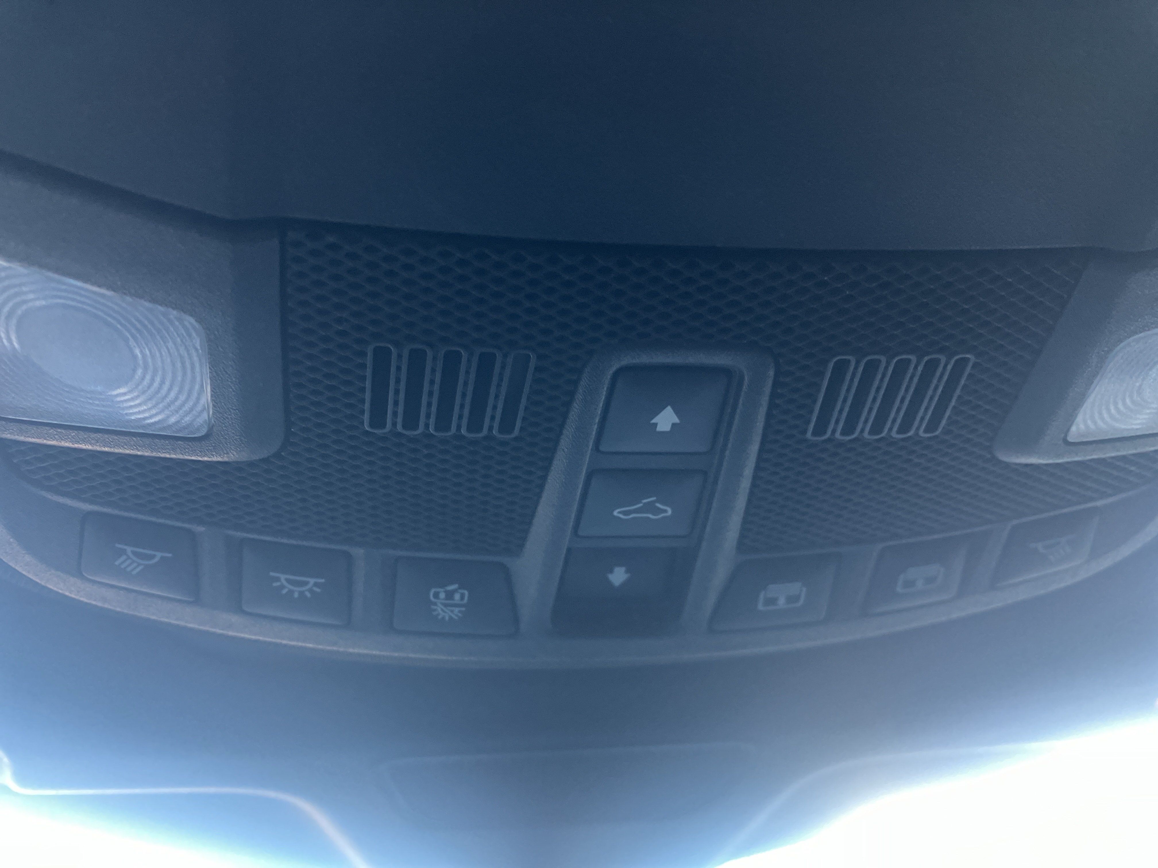 Used 2023 Lincoln Nautilus Reserve AWD/4WD image 32