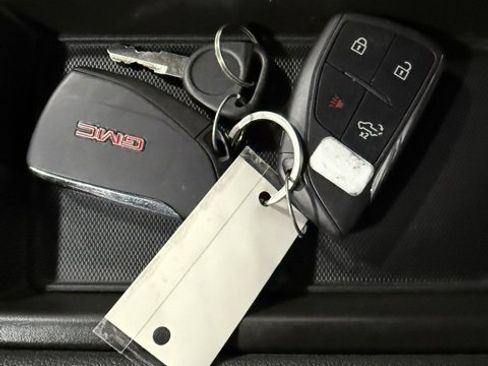 Used 2024 GMC Sierra 2500 Pro image 39