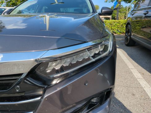 Used 2022 Honda Accord Touring image 31