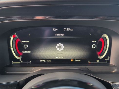 Used 2023 Nissan Pathfinder Platinum FWD image 28