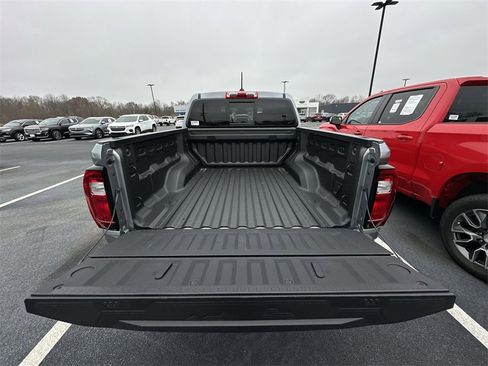 Used 2026 GMC Canyon AT4 image 23