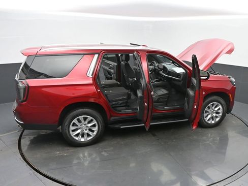 Used 2025 Chevrolet Tahoe Premier image 36