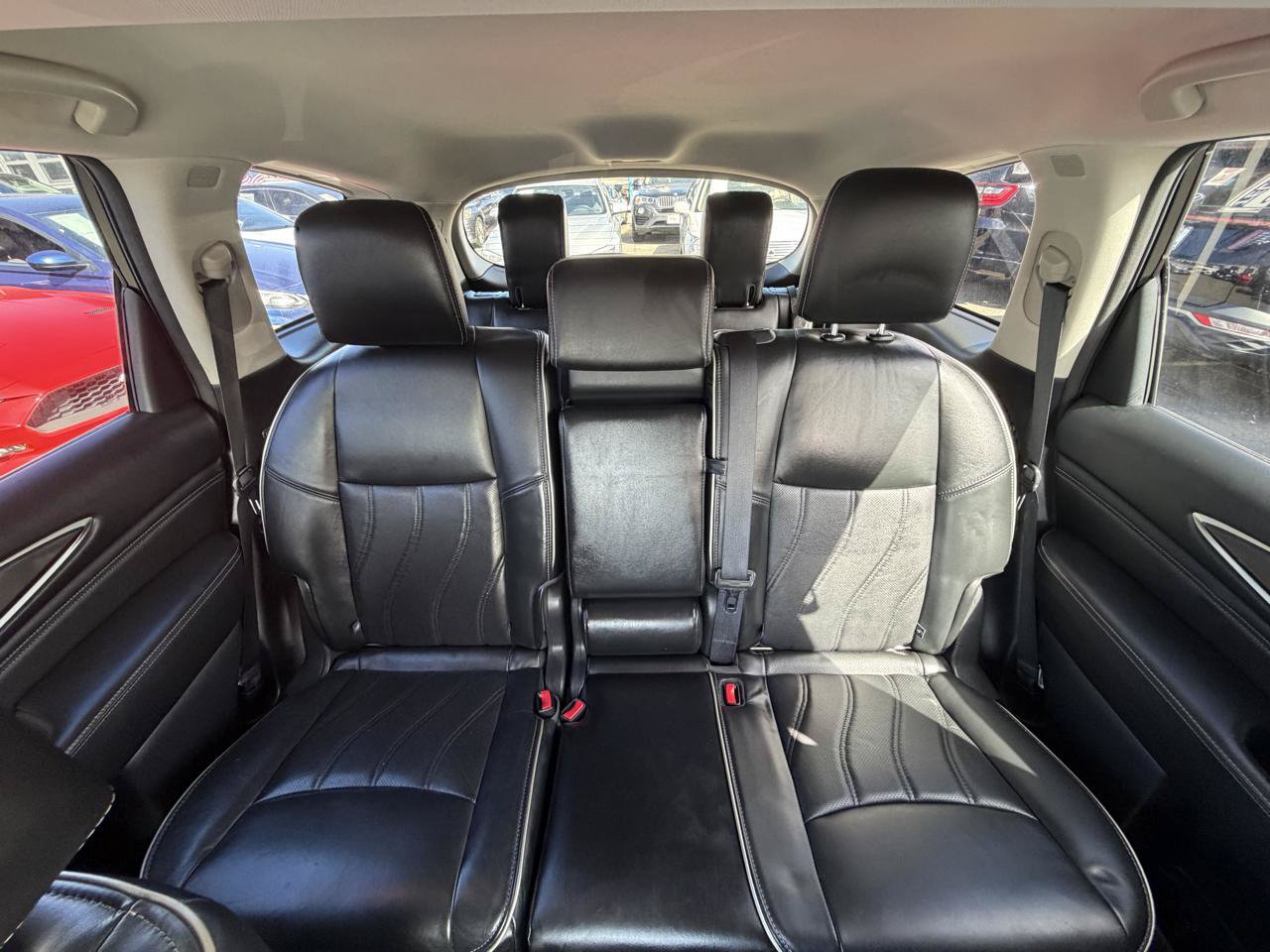 Used 2017 INFINITI QX60 Luxe w/ Premium Plus Package AWD/4WD image 27