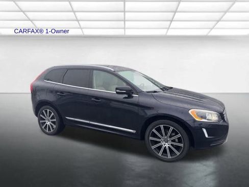 Used 2017 Volvo XC60 T6 Inscription w/ Preferred Option Package image 4