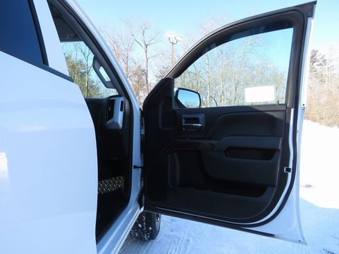 Used 2018 GMC Sierra 1500 SLE w/ SLE Value Package image 12