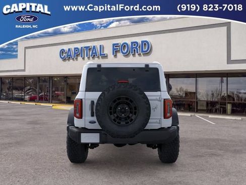 New 2026 Ford Bronco Outer Banks w/ Sasquatch Package AWD/4WD image 5