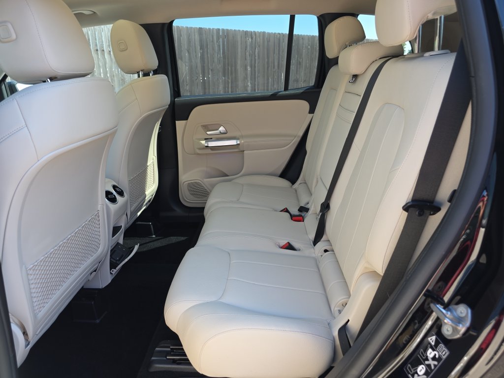 Certified 2022 Mercedes-Benz GLB 250 4MATIC image 12