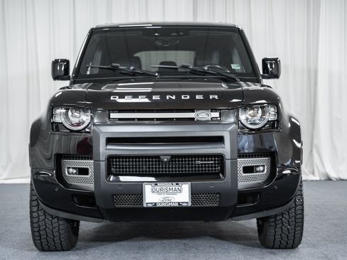 Used 2022 Land Rover Defender 110 X-Dynamic HSE AWD/4WD image 2