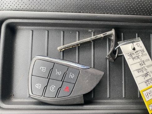 Used 2022 GMC Yukon AT4 w/ AT4 Premium Plus Package image 33