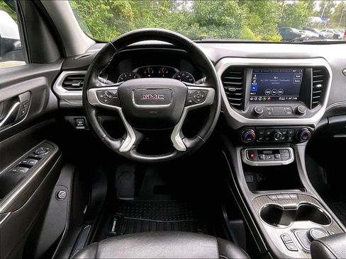 Used 2023 GMC Acadia SLT AWD/4WD image 18