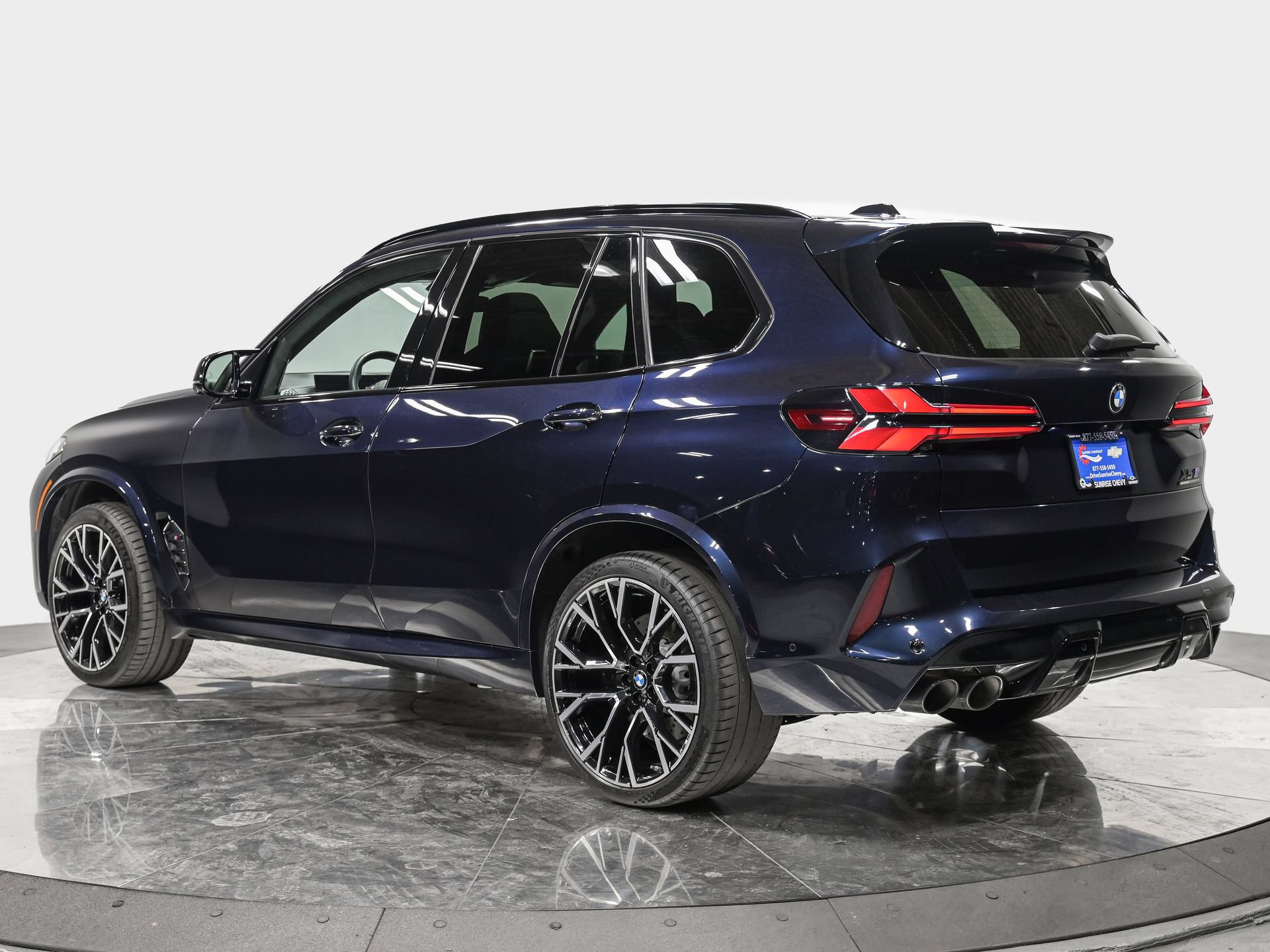 Used 2024 BMW X5 M Competition w/ Executive Package AWD/4WD image 4
