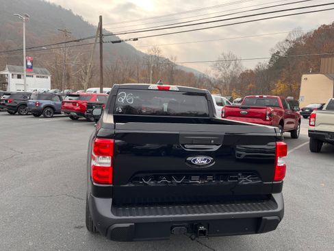 New 2025 Ford Maverick XLT w/ Equipment Group 301A image 29