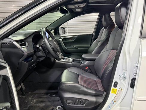 Used 2021 Toyota RAV4 XSE w/ Weather Package image 13