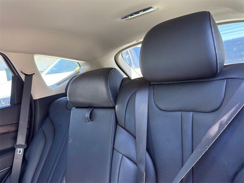 Used 2024 Genesis GV80 2.5T image 31