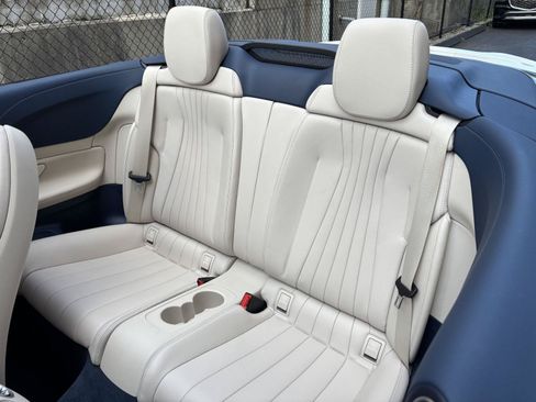Used 2022 Mercedes-Benz E 450 Cabriolet image 32