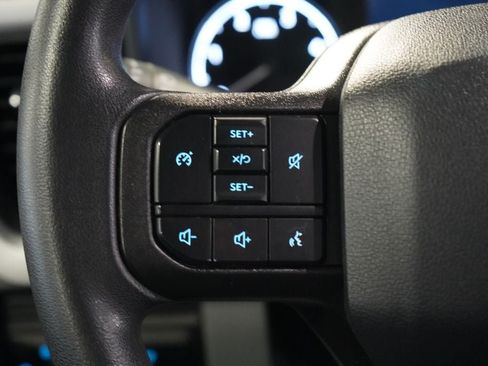Used 2025 Ford F250 XL AWD/4WD image 10