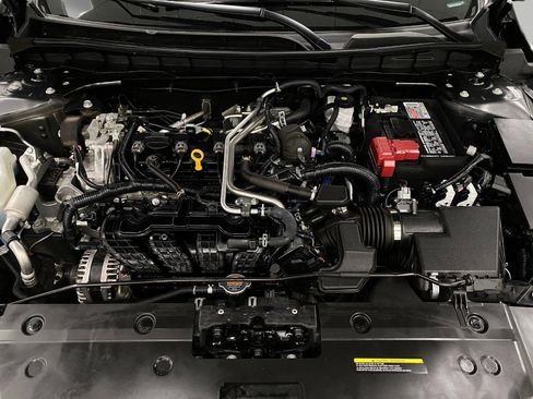Certified 2025 Nissan Altima 2.5 SV FWD image 39