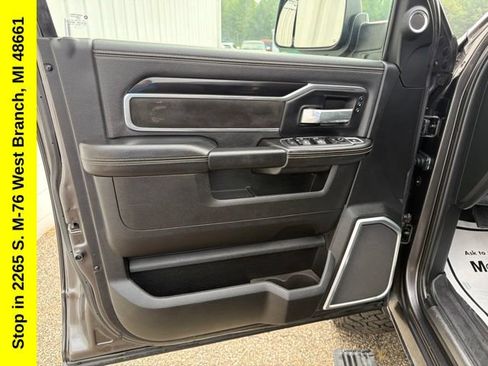 Used 2022 RAM 2500 Laramie AWD/4WD image 15