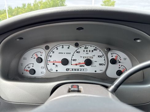 Used 2001 Ford Explorer Sport Trac 2WD image 15