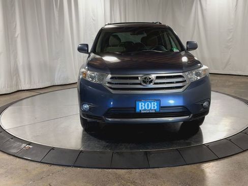 Used 2011 Toyota Highlander 4WD image 5