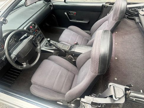 Used 1990 MAZDA MX-5 Miata RWD image 23